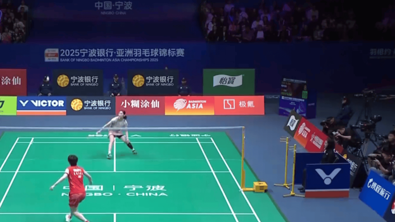 她倍感亲切 她倍感亲切